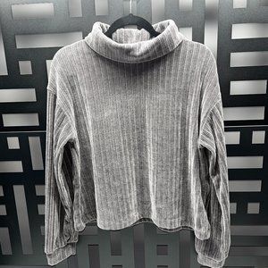 Philosphy Cropped Turtleneck